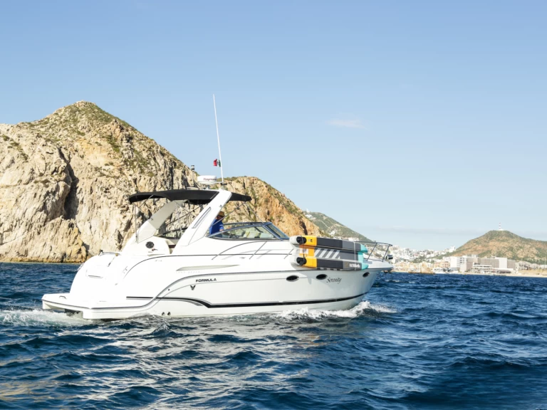 Hire Luxury Yacht Custom Made with a boat licence