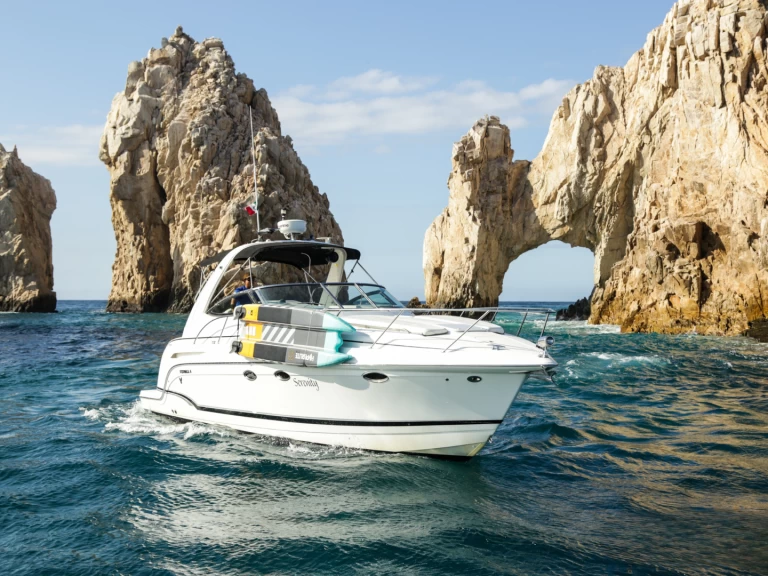 Luxury Yacht to hire Cabo San Lucas at the best price
