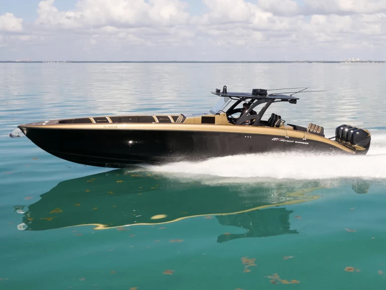 Luxury Yacht to hire Tortola at the best price