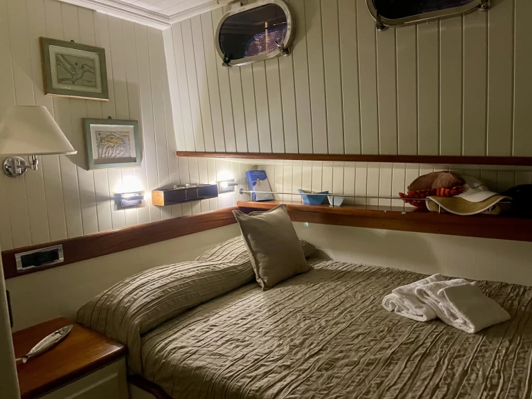 Yacht hire Trapani Port cheap Ketch