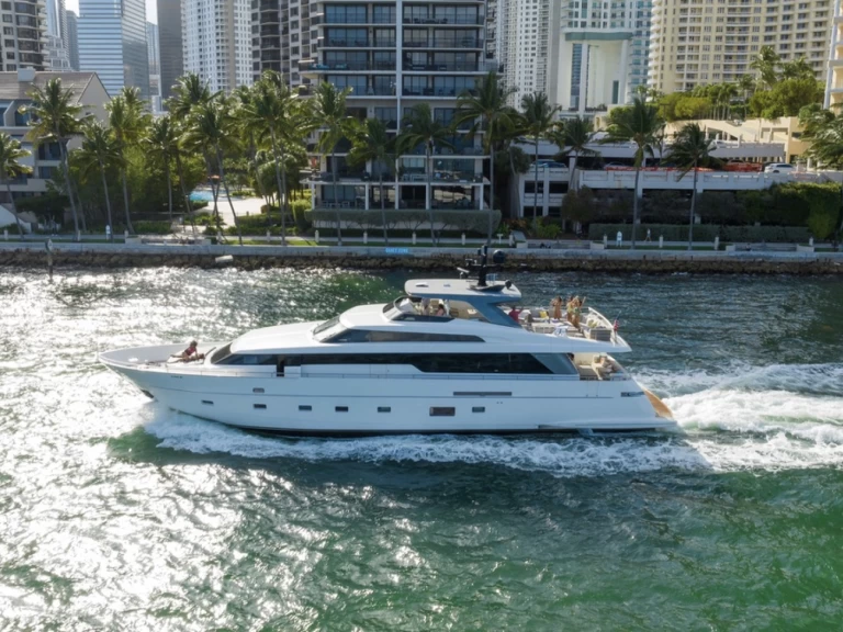 San Lorenzo San Lorenzo 92 charter bareboat or skippered in  Miami Beach