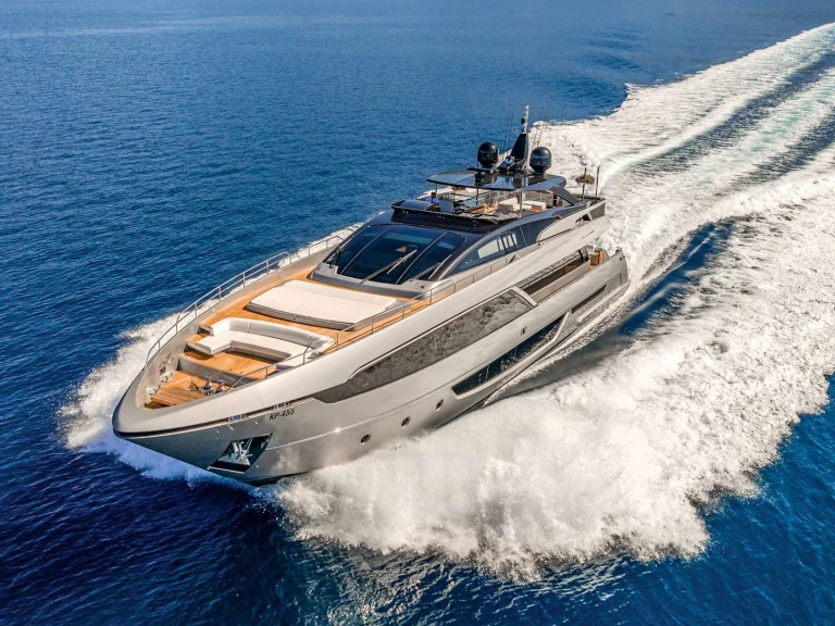 Hire Luxury Yacht with or without skipper Riva Baška Voda