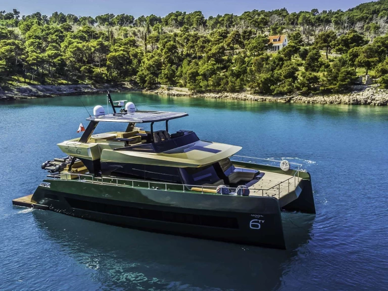 Luxury Yacht to hire Split at the best price