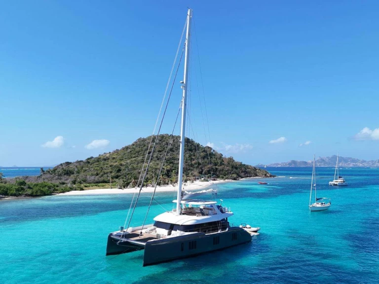 Luxury Yacht hire in Ibiza - Sunreef yolo
