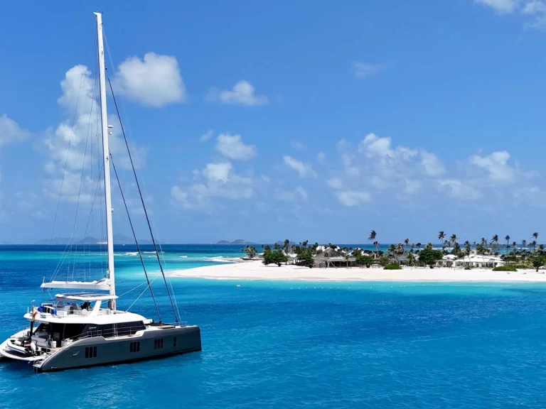 Hire Luxury Yacht with or without skipper Sunreef Ibiza