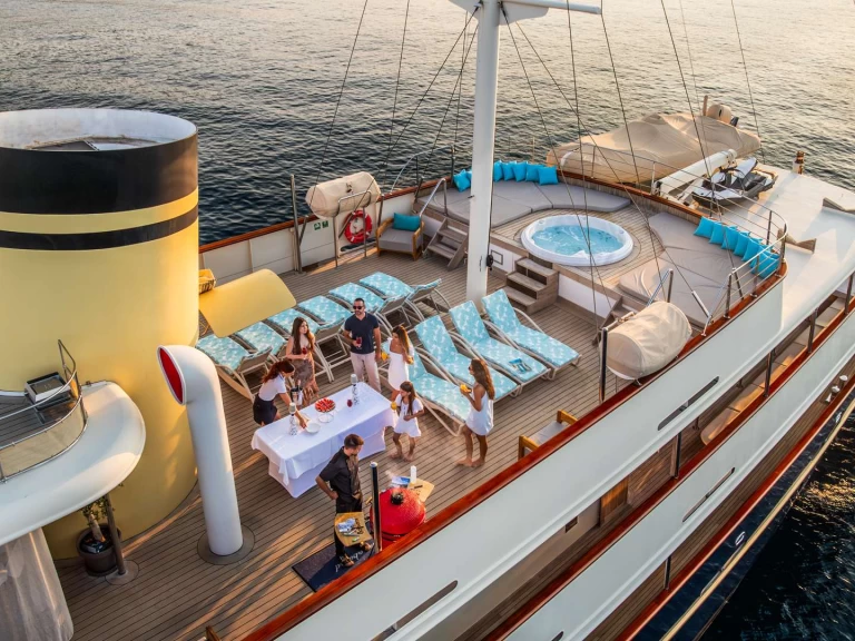 Yacht charter Trogir - Custom CASABLANCA on SamBoat