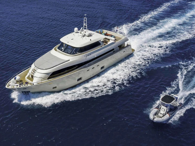 Luxury Yacht to hire Split at the best price