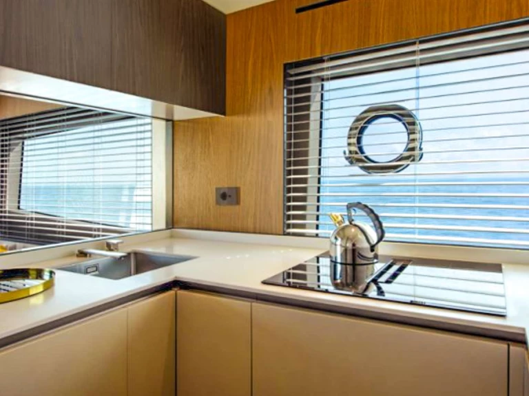 Hire Luxury Yacht with or without skipper  Punat