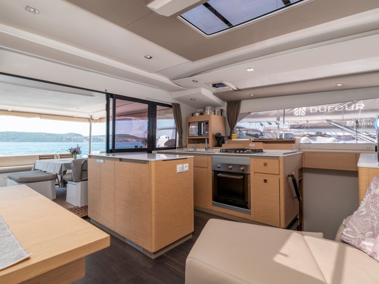 Hire a Fountaine Pajot Aura 51 Seget Donji