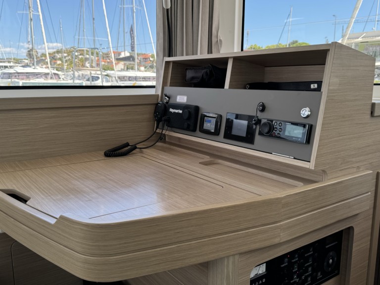 Catamaran hire in Trogir - Lagoon Lagoon 42