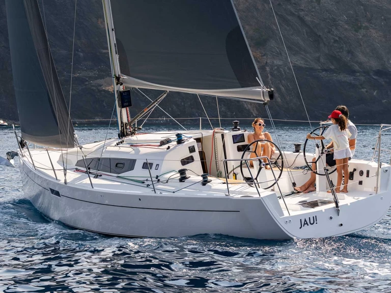 Yacht charter La Trinité-sur-Mer - J 36 J 36 on SamBoat