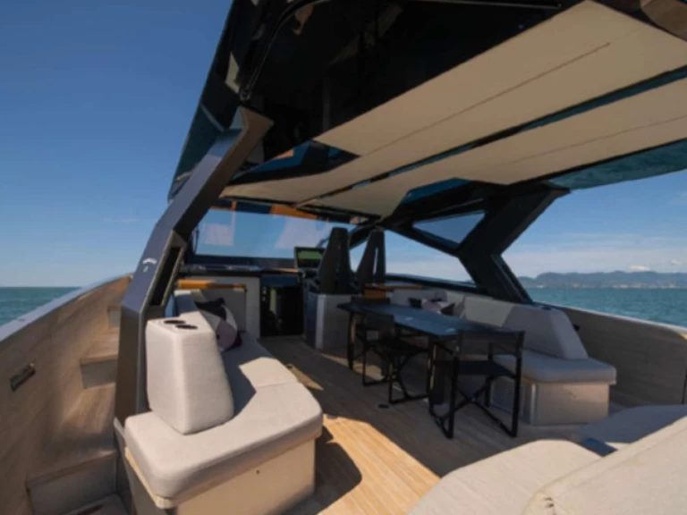 Motorboat to hire Portofino at the best price