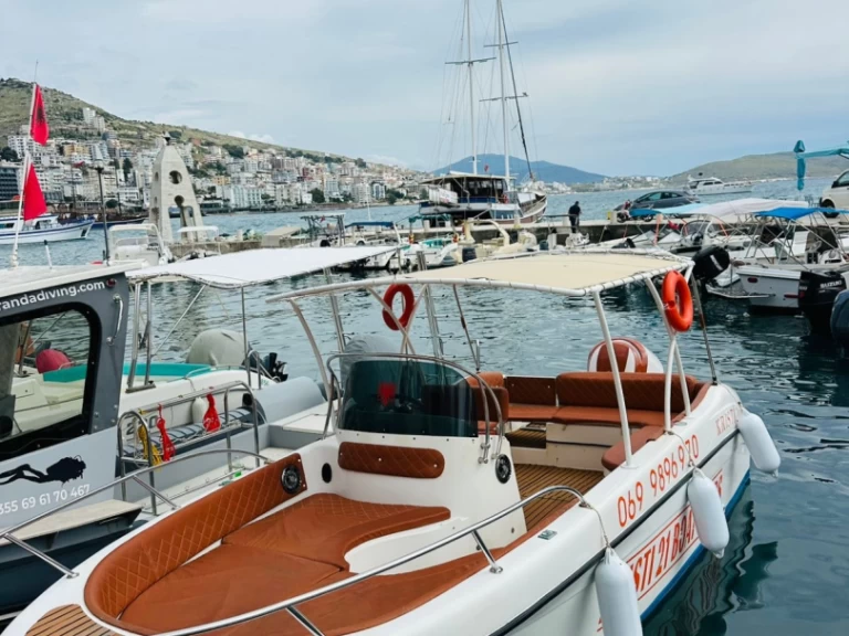 Charter a Saver Saver 690 Open in Sarandë on Samboat