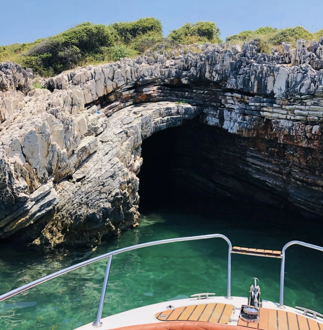 Motorboat hire in Sarandë - Saver Saver 690 Open