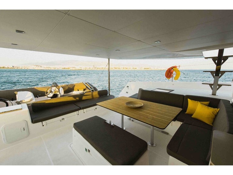 Yacht charter Piraeus - Dufour Dufour Catamarans 48 Sail on SamBoat