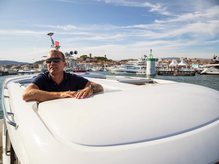 Motorboat to hire Split at the best price