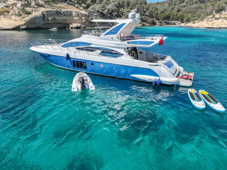Luxury Yacht to hire Palma de Mallorca at the best price