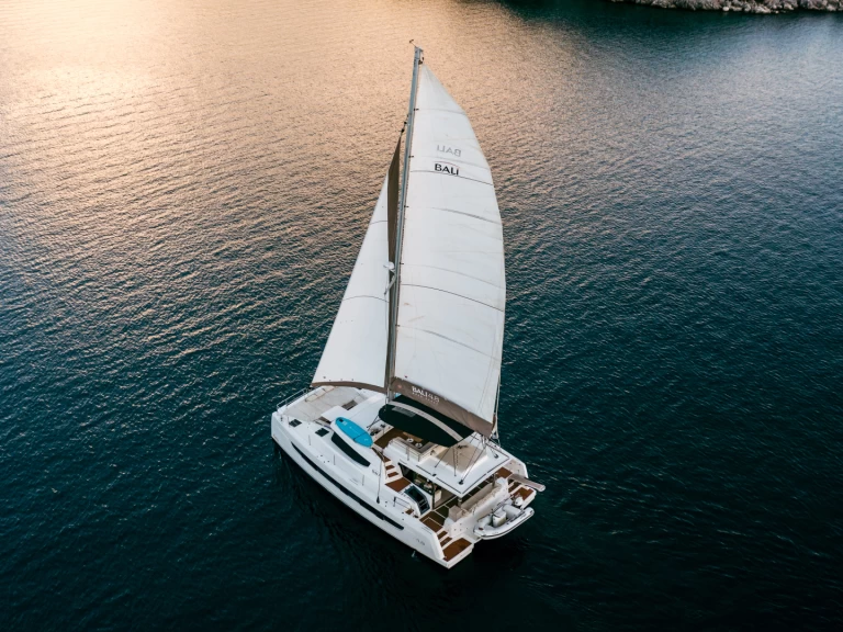 Bali Bali 4.8 charter bareboat or skippered in  Lefkáda