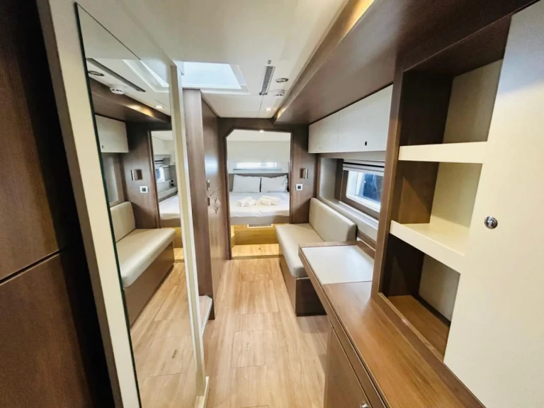 Catamaran hire in Lefkáda - Bali Bali 4.2