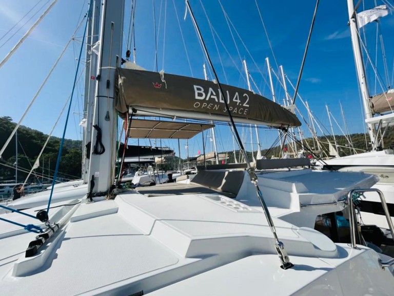 Hire Catamaran with or without skipper Bali Lefkáda