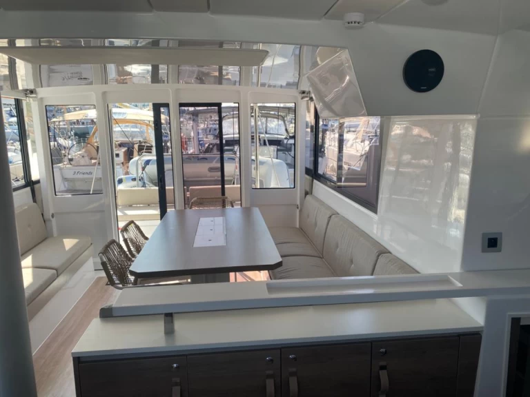 Catamaran to hire Šibenik at the best price