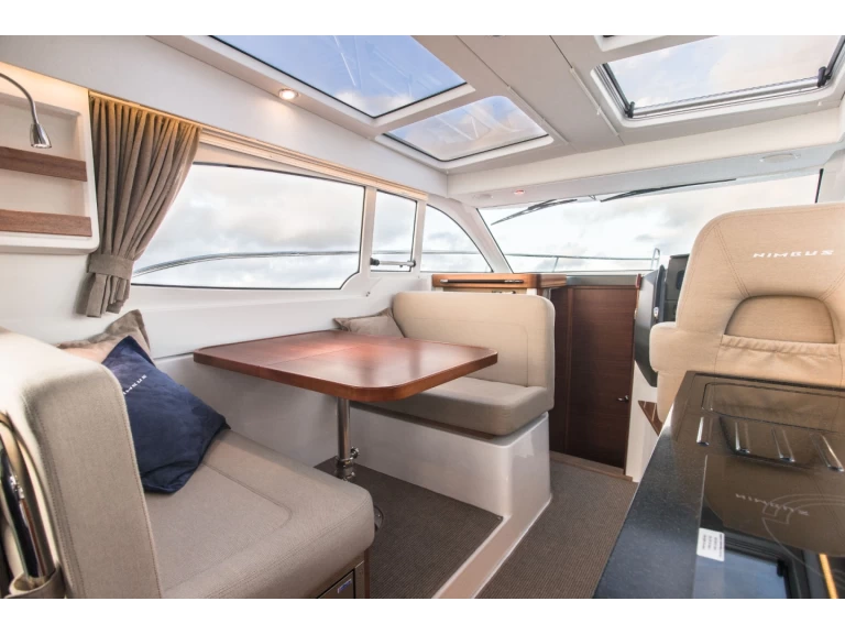 Hire a Nimbus Nimbus 305 Coupe Split