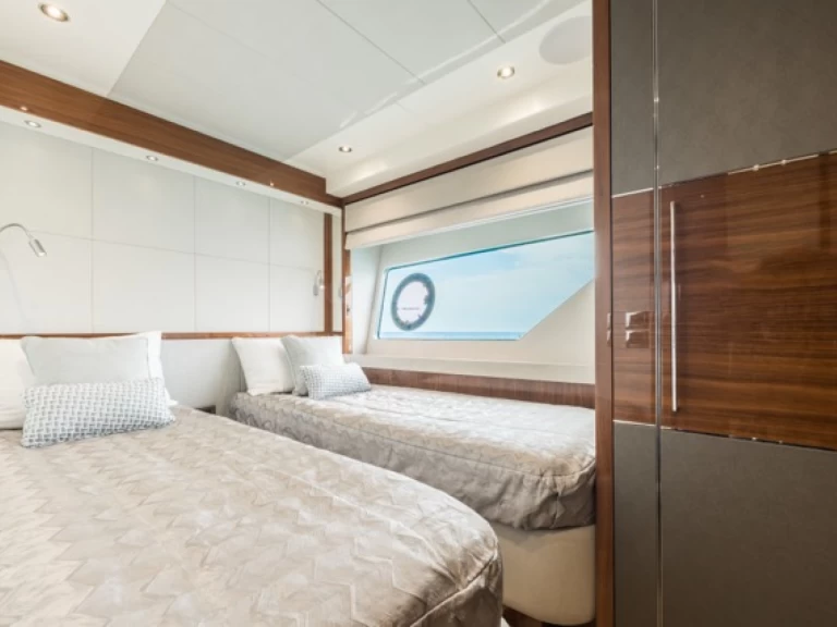 Luxury Yacht hire in Ibiza Town - Sunseeker Sunseeker 76 Yacht