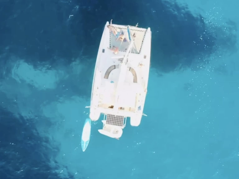 Hire a Fountaine Pajot Maldives 32 Málaga