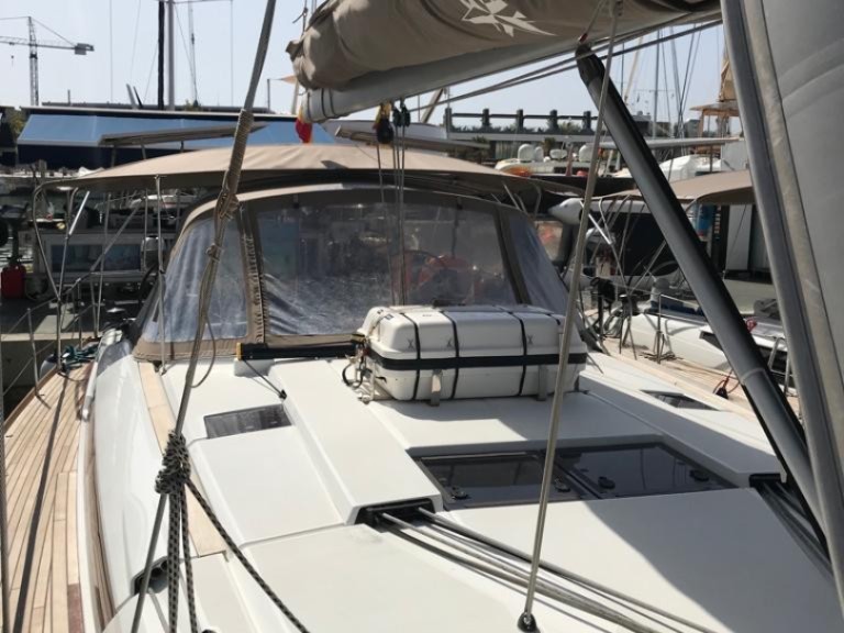 Jeanneau Sun Odyssey 519 charter bareboat or skippered in  Horta