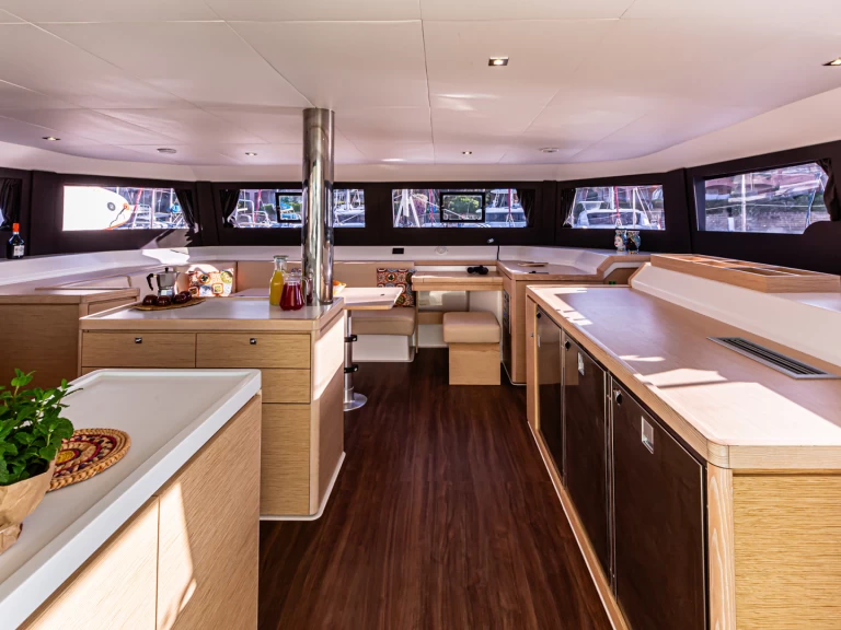 Yacht charter Palermo - Dufour Dufour Catamarans 48 Sail on SamBoat