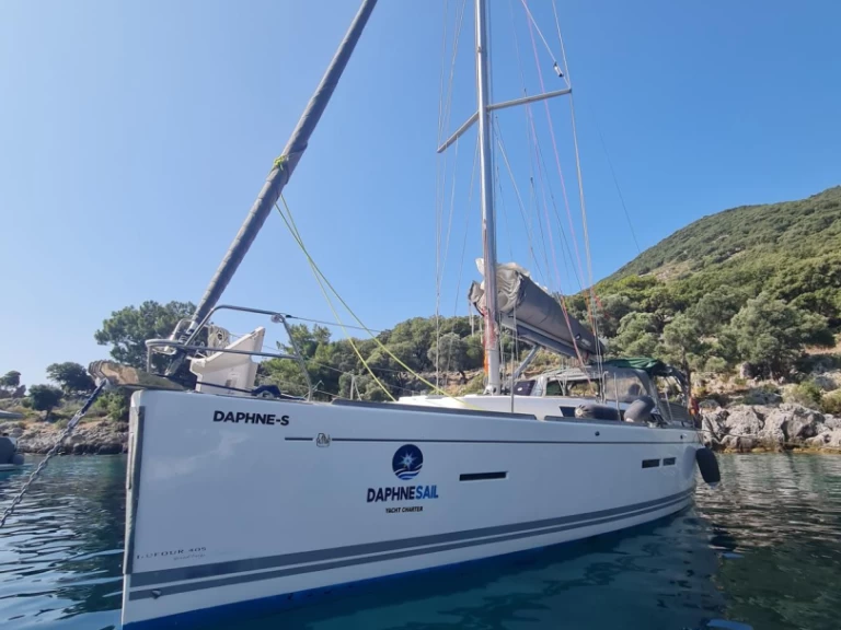 Hire a Dufour Dufour 405 Grand Large Fethiye