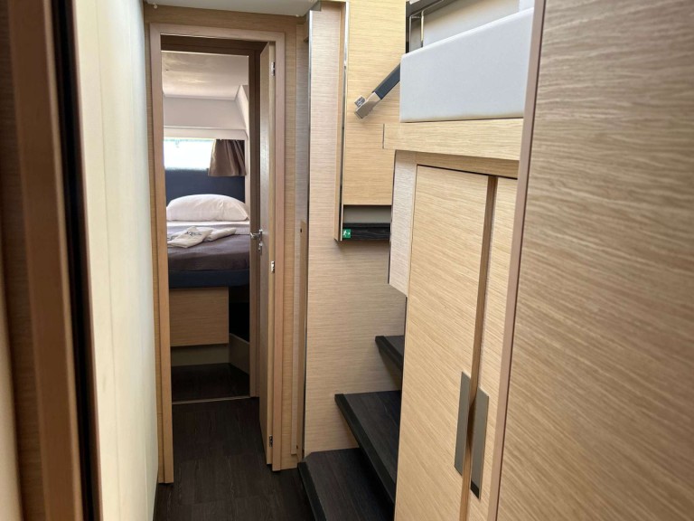 Catamaran to hire Salerno at the best price