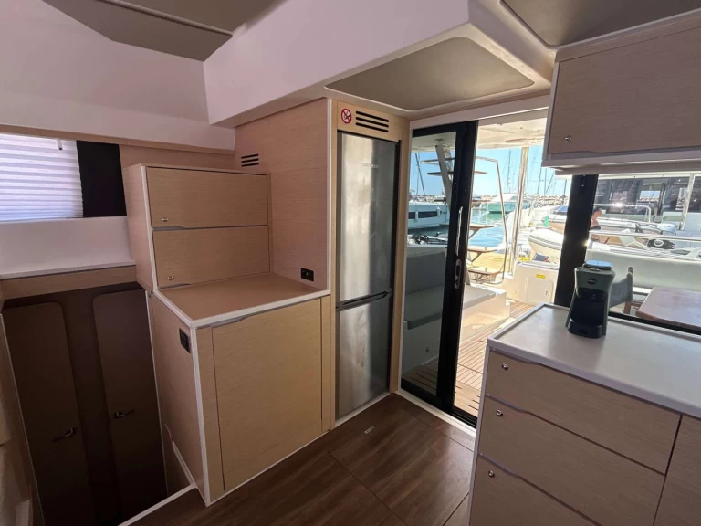 Cervetti Cervetti 44  charter bareboat or skippered in  Salerno