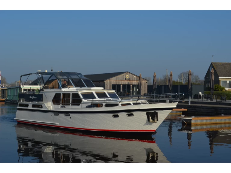 Yacht hire Drachten cheap Valkkruiser 1350