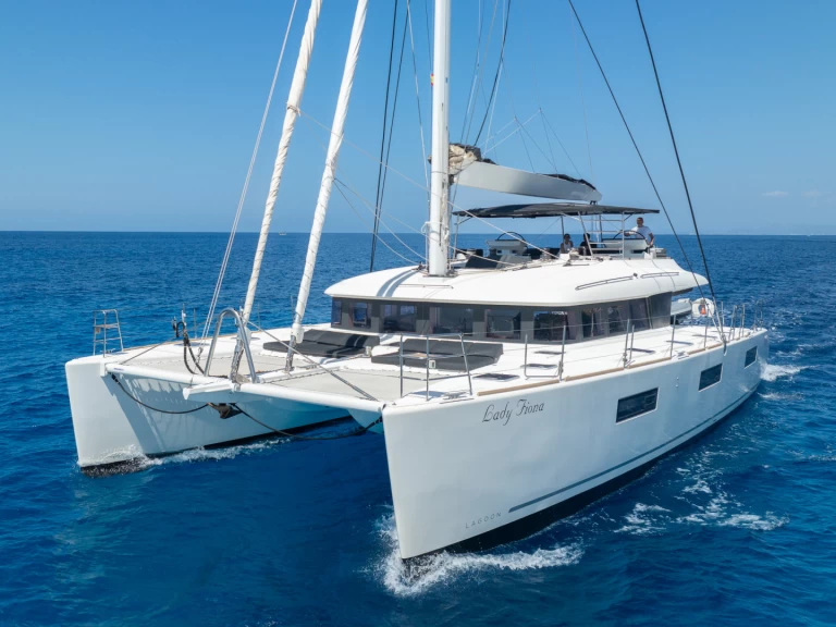 Hire a Lagoon Lagoon 620 s'Arenal