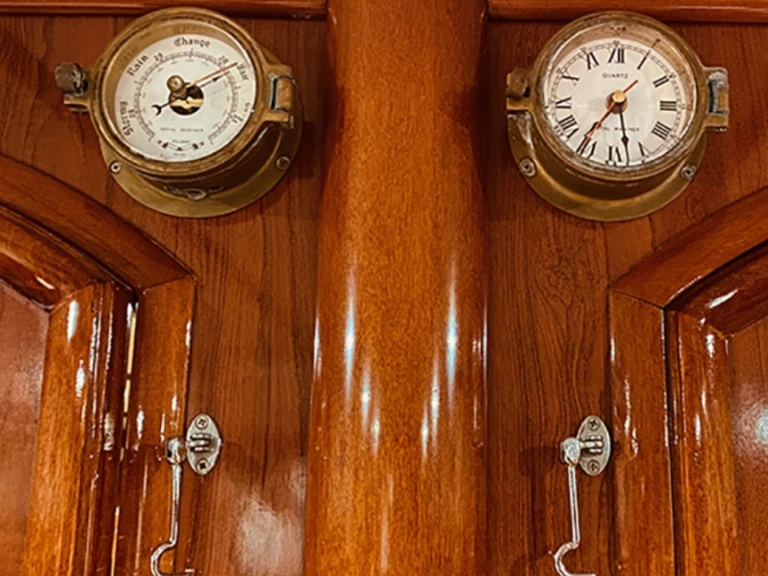 Hire a Ocean Yachts Ocean Star 56.1 Marseille