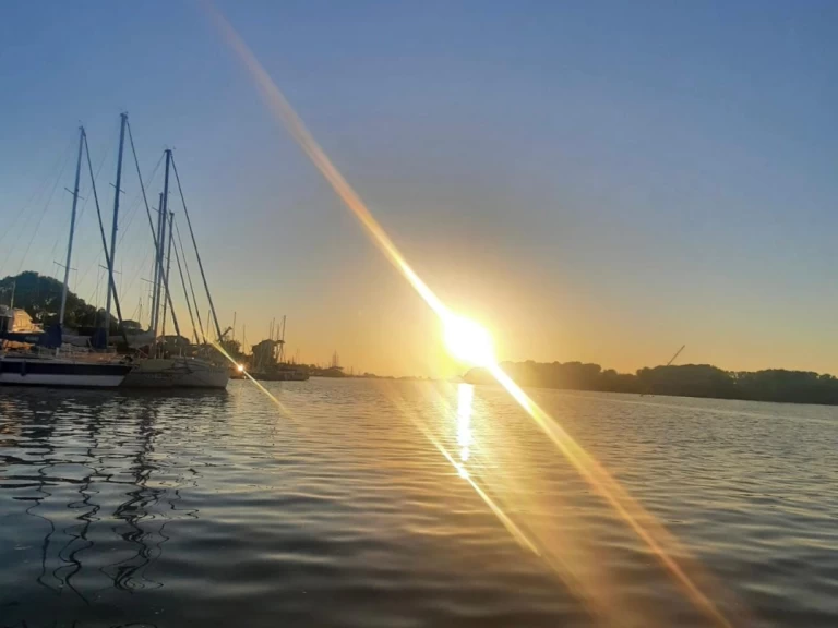 Charter a Piantoni 39 evolution fly in Ameglia on Samboat