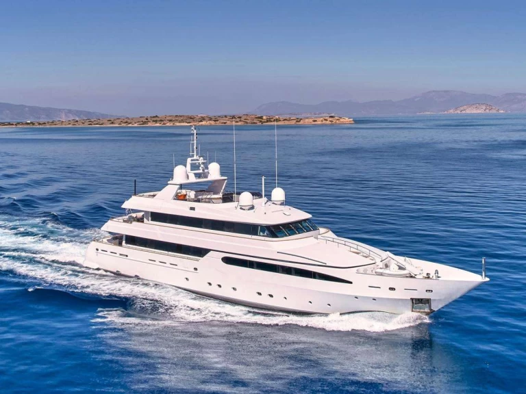 Intermarine Savannah ARTEMISEA charter bareboat or skippered in  Greece