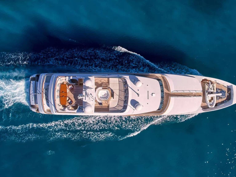 Hire Luxury Yacht with or without skipper Intermarine Savannah Greece