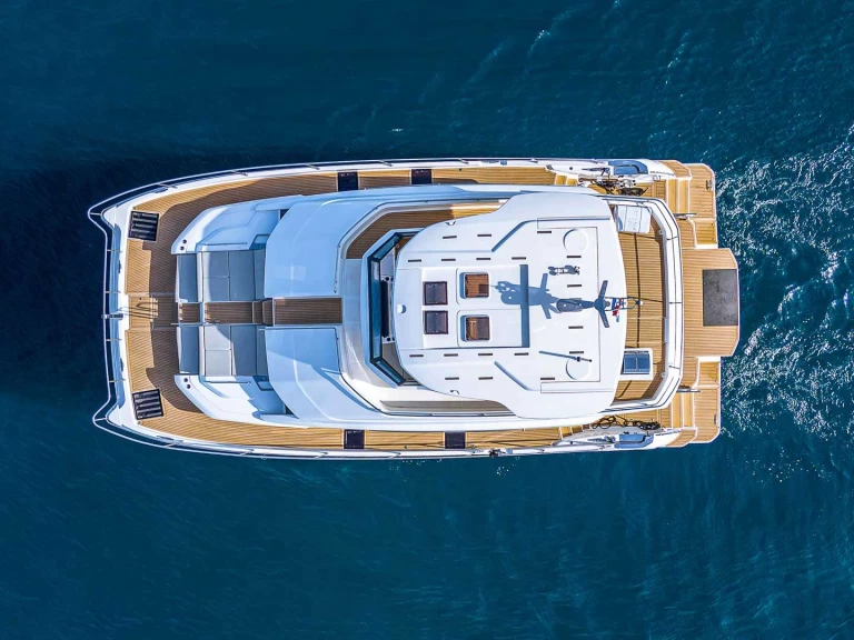 Aquila By My Side charter bareboat or skippered in  Šibenik