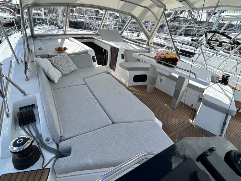 Yacht hire Split cheap Oceanis 52 - 6 cab.
