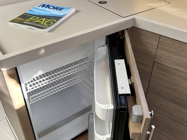 Hire Sailboat with or without skipper Bénéteau Split