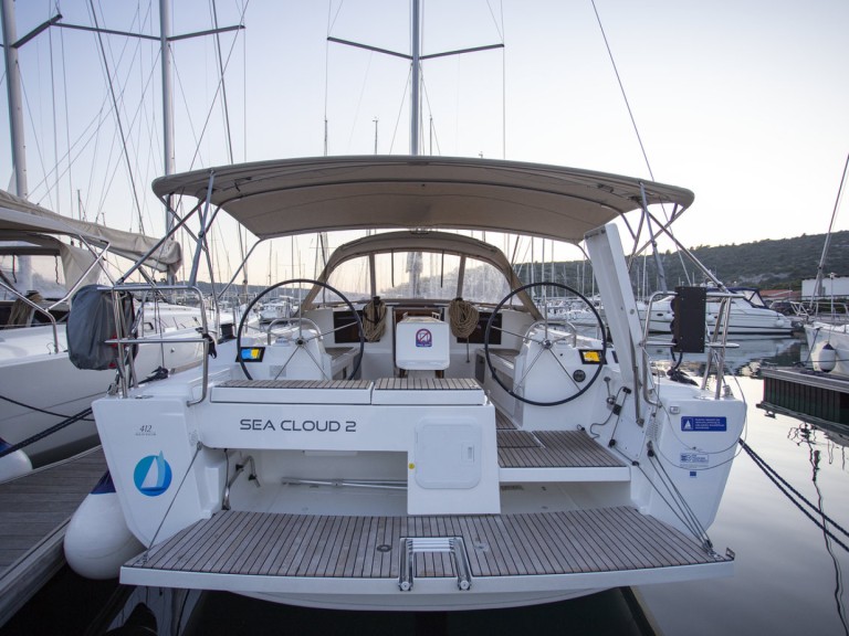 Yacht charter Pula - Dufour Dufour 412 Grand Large on SamBoat