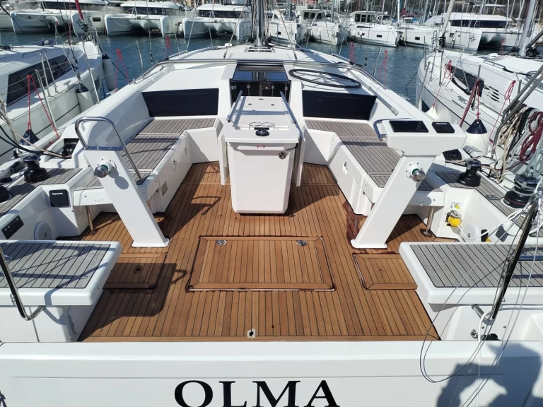 Yacht charter Split - Bénéteau Oceanis 46.1 on SamBoat