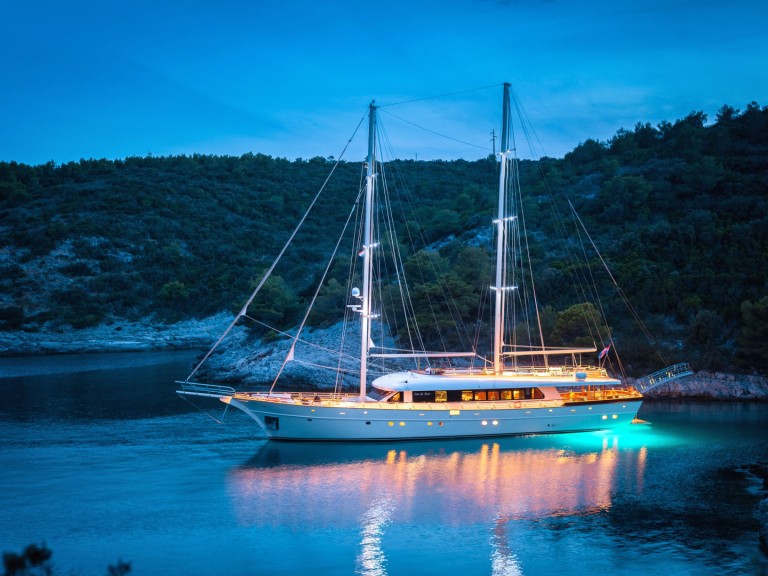 Sailboat hire in Split - Son De Mar Son De Mar