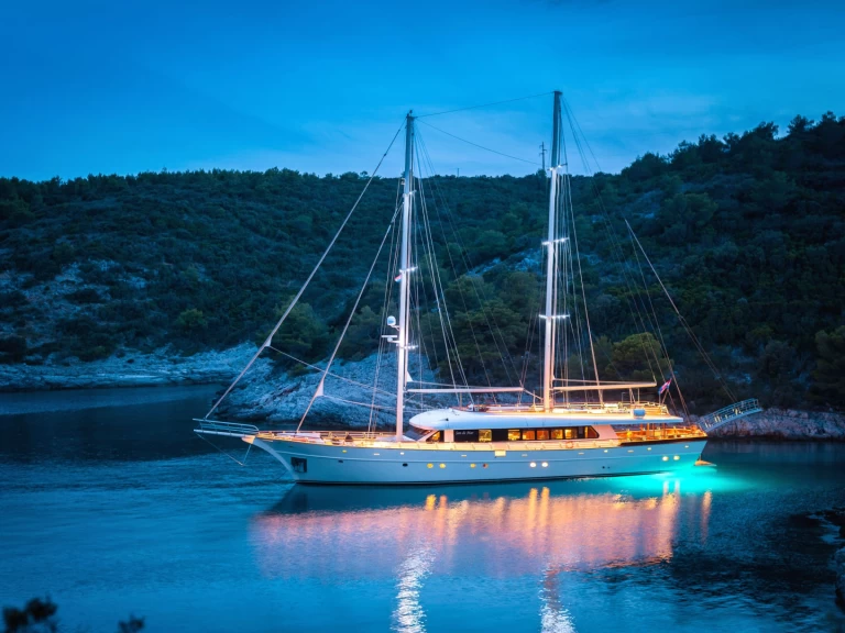 Sailboat hire in Split - Son De Mar Son De Mar