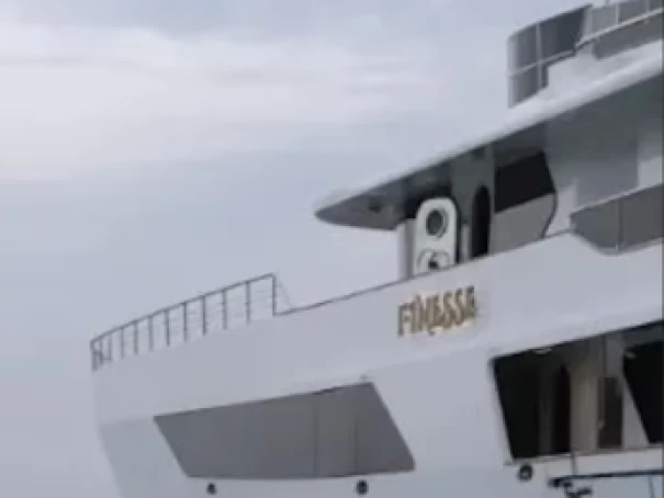 Yacht charter Dubai Marina - Finesse 46 on SamBoat