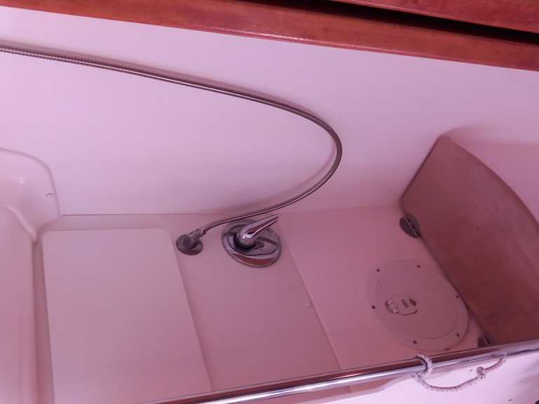 Charter a Bavaria Bavaria 39 Cruiser in Trogir on Samboat