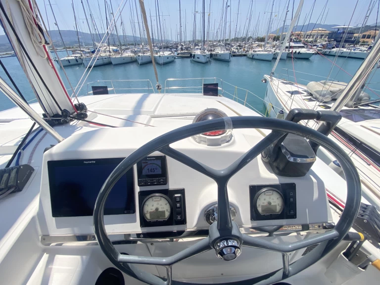 Charter a Bali Bali 4.1 Princess in Lefkáda on Samboat