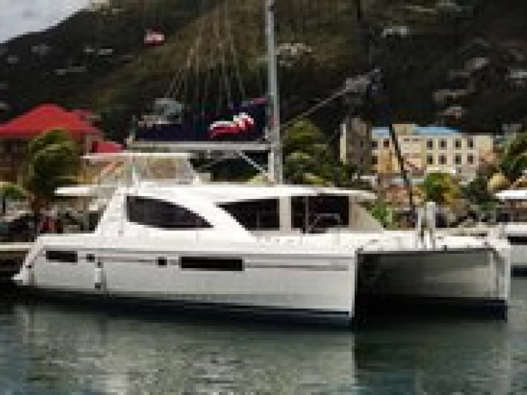 Leopard Catamarans / Robertson & Caine Leopard 48 - 4 + 1 cab. charter bareboat or skippered in  Key West